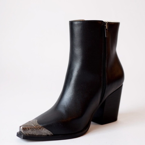 Western Etched Silver Tip Noir Block Heel Boot - Picture 4 of 11